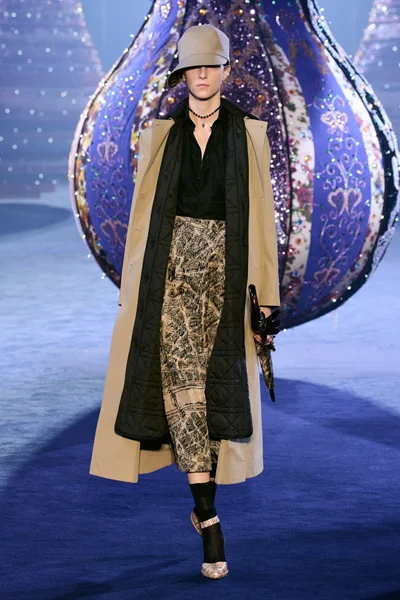 Look 71